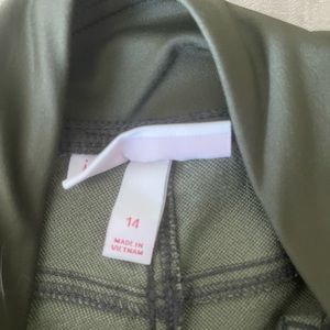 Size 14 green maternity pants. Never worn